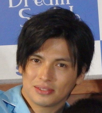 アレクサンダー、妻・川崎希を病院へ送り「のんちゃん頑張れ」とエール　2日前には血液検査、先月も体調不良(中日スポーツ)