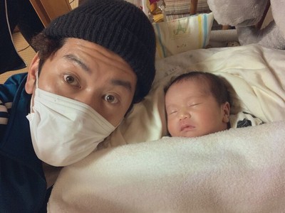 ツートライブ周平魂の魂を吹き込んだ男児が地球デビュー（お笑いナタリー）