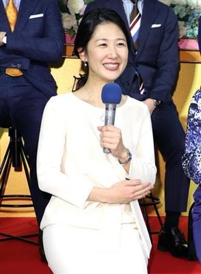 ＮＨＫ・桑子真帆アナ“ワキが甘い”熱愛発覚！？　小澤征悦とのデート写真に注目集まる（夕刊フジ）