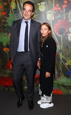 泥沼離婚のメアリー＝ケイト・オルセン、今はアシュリー・ケイトの家に避難（ELLE ONLINE）