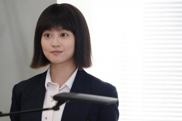 今田美桜“麻理鈴”、ピンチに陥った江口のりこ“峰岸”のため“賭け”に出る「ガラスの天井、みんなで破れば怖くないです！」＜悪女(わる)＞(WEBザテレビジョン)