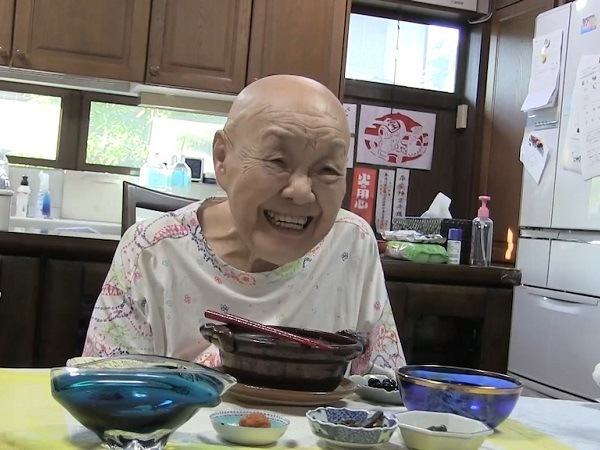 瀬戸内寂聴さんが考えていた恋愛と自己責任。17年密着した映画監督・中村裕さんが語る本当の顔とは(ハルメクWEB)