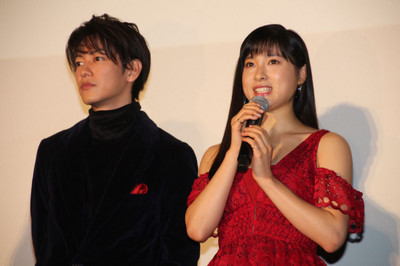 土屋太鳳、佐藤健からの手紙に涙「同じ時代に生きられて良かった」（AbemaTIMES）