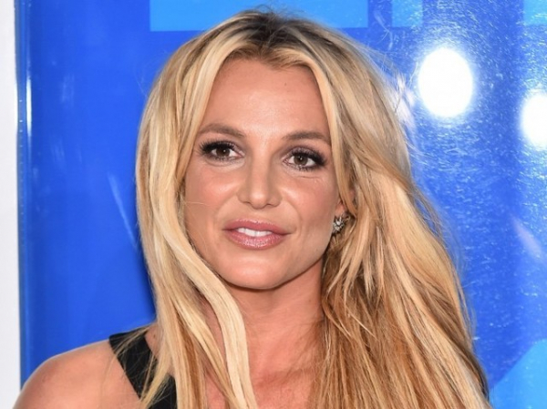 ブリトニー・スピアーズ、父が成年後見人に戻ることを強く反対（クランクイン！）
