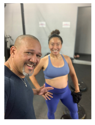 「老化しているのは事実」　ラミレス妻の美保、40代での高齢出産控えた大きなおなかでのトレーニング姿披露(ねとらぼ)