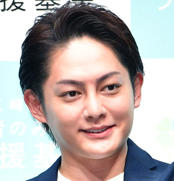 青汁王子・三崎優太氏が〝お金配りお兄さん〟に「ａｍａｚｏｎの欲しいものリストから好きなものをプレゼントします」（東スポWeb）