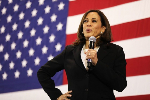 黒人女性として史上初の副大統領候補カマラ・ハリス上院議員について知っておきたいこと（ELLE ONLINE）