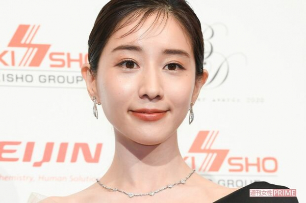 田中みな実の徹底した快眠ルール、アロマの香りと就寝2時間前には“生活必需品”を完全遮断(週刊女性PRIME)