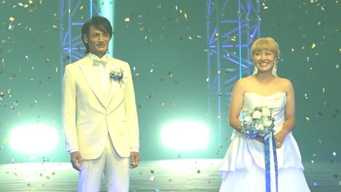 丸山桂里奈、本並健治と結婚を発表　TGCでウエディングドレス＆タキシード姿の“2ショット”披露（ねとらぼ）