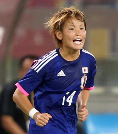 「ずっとラブラブでいて」田中明日菜が丸山祝福（日刊スポーツ）