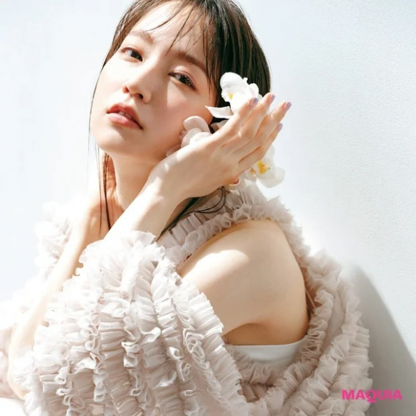 吉岡里帆さん「自分を労ることはマナーのひとつ」。彼女の“健やかさ”を作るモノとは？(MAQUIA　ONLINE)