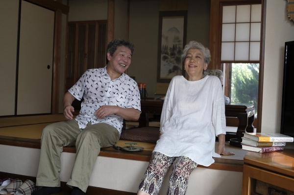 亡き妻への思いをつづったエッセイ「感謝離」が映画化！　尾藤イサオ＆中尾ミエがW主演（映画.com）