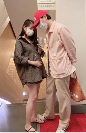 女優キム・ボミ、年末の第1子出産に向けて心境を告白…「一方ではとても怖い」（WoW!Korea）