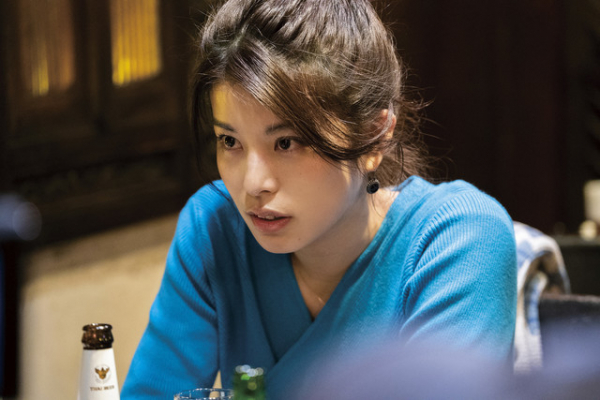 『窮鼠はチーズの夢を見る』さとうほなみが抜群の存在感（シネマトゥデイ）