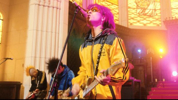 hideと親交のあった音楽ライター・大島暁美が語る『TELL ME ～hideと見た景色～』…「hideさんはきっと感謝していると思う」(MOVIE WALKER PRESS)