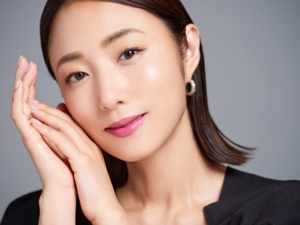 MEGUMIさんが40歳を機に「やめた」ことは？ 効果が目に見えてわかるから面白い、40代美容のススメ(MAQUIA　ONLINE)