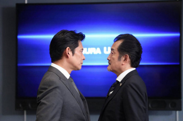 吉田鋼太郎演じる上杉の復讐に視聴者も怒り心頭「苛立ちが募る」…「SUITS／スーツ2」14話(cinemacafe.net)