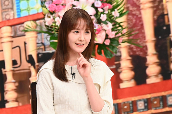 トリンドル玲奈が“激白”「渾身のヌード」写真　滝沢カレンはコンタクト装着で初参戦(ENCOUNT)