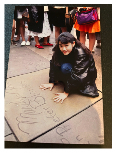 細川直美、芸能界デビュー直後の15歳“国民的美少女ショット”　服装や髪形に「時代を感じますよね」の声も(ねとらぼ)