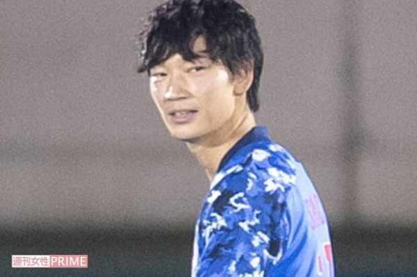 綾野剛はガーシー砲にビビってない！『オールドルーキー』現場で謝罪とともに放った“ひと言”(週刊女性PRIME)