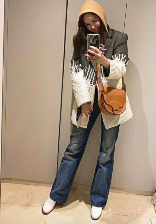 チャン・ヨンラン、43歳の年を忘れるファッションセンスを公開(WoW!Korea)