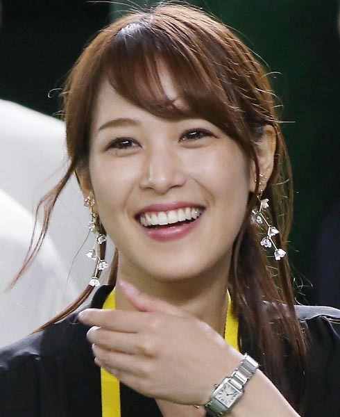 鷲見玲奈は「結婚」でさらに人気獲得！ 多くの女性を味方につけた“ファッション力”(日刊ゲンダイDIGITAL)