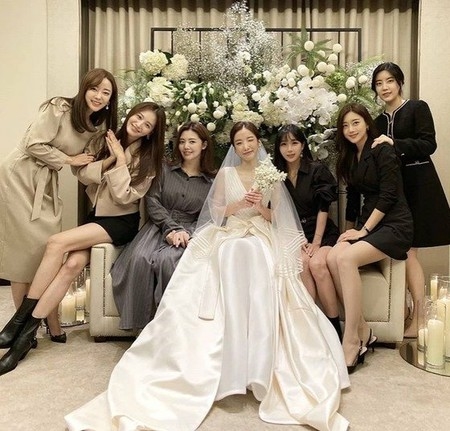 「RAINBOW」全員集合、ジスク結婚式「お幸せに」(WoW!Korea)