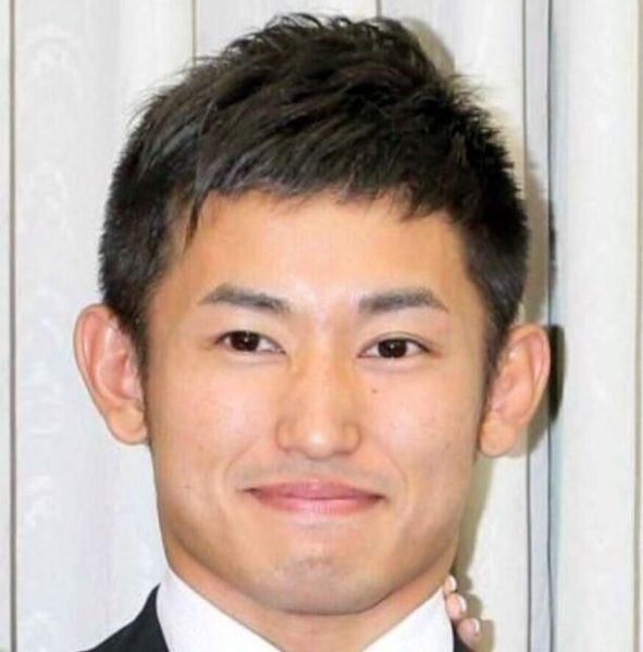 才賀紀左衛門、７歳娘が妊娠中の恋人を「ママ」呼び…娘と密着ショットも「見てくれてる方はわかる」(スポーツ報知)