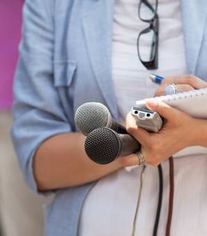 フジ宮司愛海アナ ようやく「パンがつかない」アナが絶対的エースに決まるまでの「舞台ウラ」(現代ビジネス)