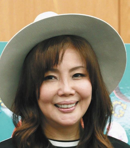 小川菜摘、44年前のデビュー作『思い出の１枚』に反響 「青春ですね」「浜ちゃんと結婚するなんて運命」(中日スポーツ)