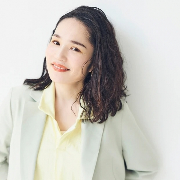 平野ノラさん「40代になった今は、確信を持ったケアができていると思う」。40歳を機に始めた美容とは？(MAQUIA　ONLINE)