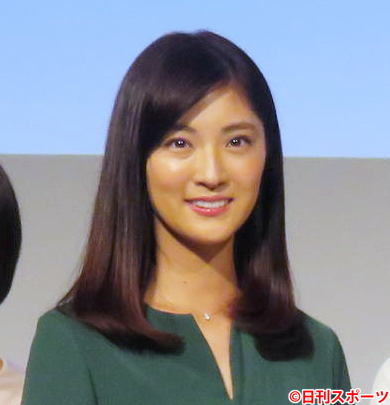 日テレ岩本乃蒼アナ　同期入社局員と結婚　エジル似(日刊スポーツ)