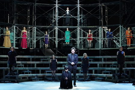 城田優『NINE』で英語歌唱、「多言語のエンターテインメント楽しんで」(チケットぴあ)