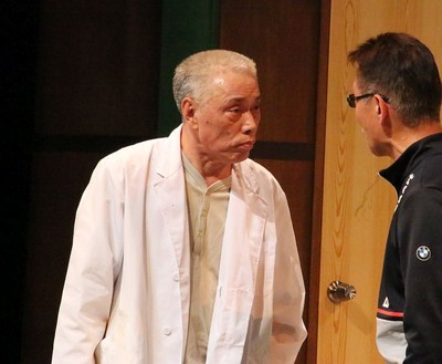 俳優生活40年・妹尾和夫「後輩との再会・思いつきでコント開始」（THE PAGE）