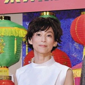 鈴木保奈美、ドラマ撮影でユニークなヘアピンをつけおどける姿公開「ちょっとマチャミ(久本雅美)に」(中日スポーツ)