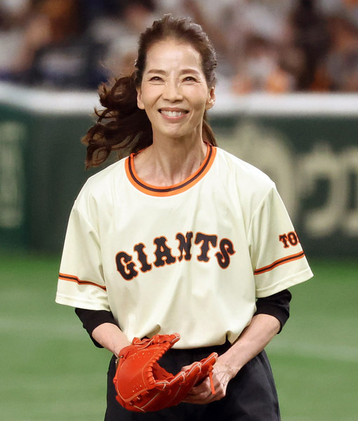 ピンク・レディー増田恵子 65歳目前でも意気軒高の“秘訣”…始球式で「サウスポー」を披露(日刊ゲンダイDIGITAL)