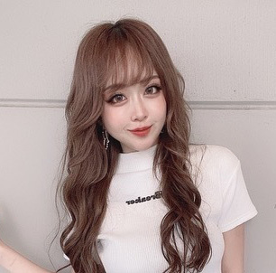 口喧嘩最強ギャル・みりちゃむ「値上げ、めっちゃ困ります」【Z世代のギャル時評】(QJWeb クイック・ジャパン ウェブ)