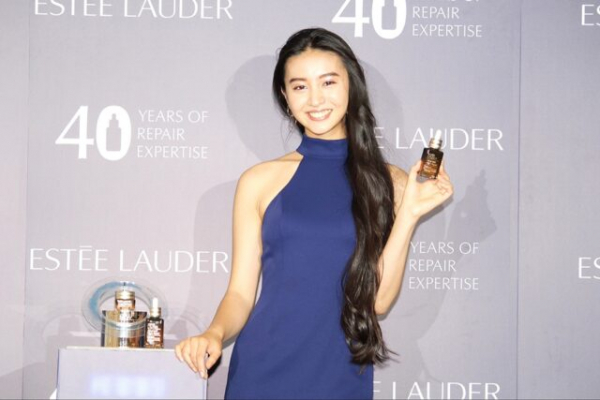 Koki,「毎日お抹茶を飲みます」　美容のために「中身からのケアも大切に」(エンタメOVO)