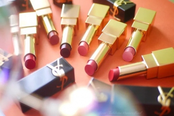 【最速】『イヴ・サンローラン』9月発売新作リップに注目！全色いち早くレポ(MORE)