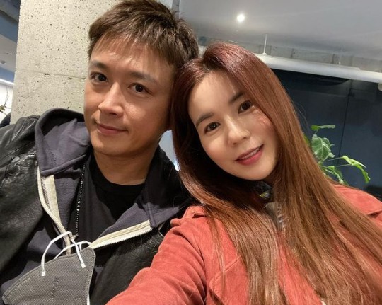 チン・テヒョン「妻パク・シウンと病院に…涙枯れ果てるまで」(朝鮮日報日本語版)