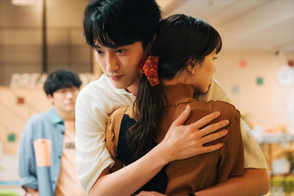 杉野遥亮“功”の切ないハグに視聴者共感「いろんな気持ちがこもってた」『ユニコーンに乗って』トレンド入り(WEBザテレビジョン)