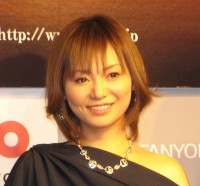 立花胡桃、昨年離婚していた「息子と二人で手を取り合って」（スポニチアネックス）