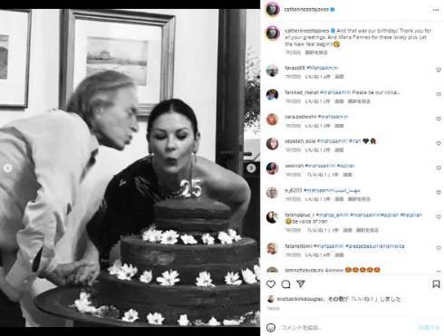 年の差夫婦キャサリン・ゼタ＝ジョーンズ53歳、M・ダグラス78歳に　“共同誕生日24回目”はヘリで会場へ！(ねとらぼ)