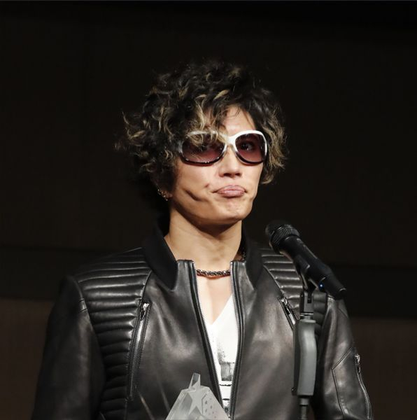 GACKT復活に歓声！ 過去の醜聞をも吹き飛ばす「翔んで埼玉」の凄まじい人気(日刊ゲンダイDIGITAL)