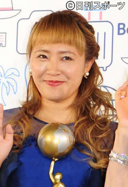 丸山桂里奈が第1子妊娠、来春出産予定「カラスの間からコウノトリがやってきました」(日刊スポーツ)