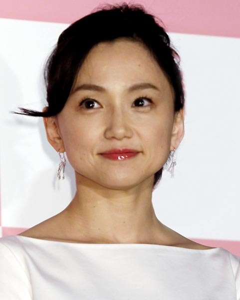 朝から悩殺！永作博美演じる“母親役”が話題 童顔＆美魔女オーラまとった「可愛すぎる51歳」(日刊ゲンダイDIGITAL)