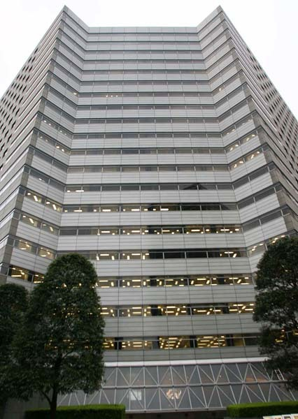 妻は元AKBメンバー…逮捕された超セレブ投資家の汚い集金手口 野村証券時代の顧客から数億円(日刊ゲンダイDIGITAL)