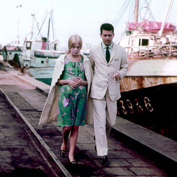 センセーショナルな『昼顔』など…フランス映画界の女王カトリーヌ・ドヌーヴの名作4選(Harper’s BAZAAR（ハーパーズ バザー）)