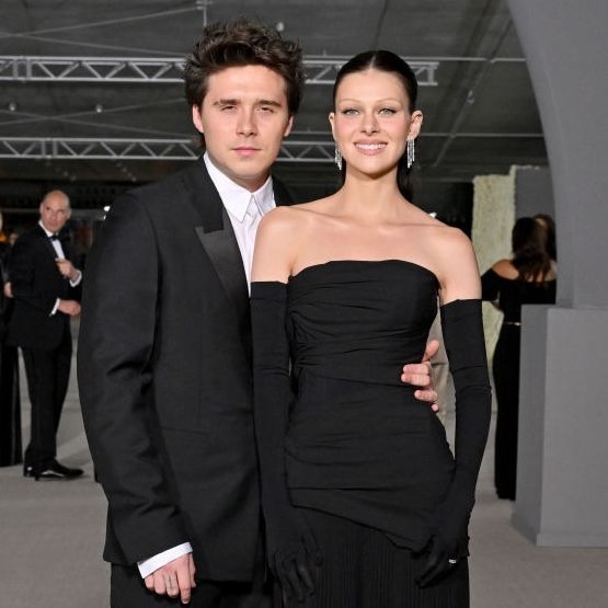 なぜその仮装？　ベッカム家との対立が噂されるブルックリン・ベッカムとニコラ・ペルツ、ロミオ＆ジュリエットに扮する(ELLEgirl)