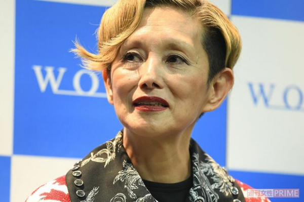 夏木マリ「生きた酵素を身体の中に入れたい」毎日の朝食“皮付きりんご”は文句なしの美熟女食だった(週刊女性PRIME)